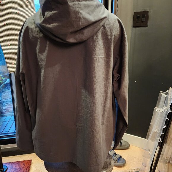 COS Hoodie.....Crisp and Boxy - Picture 3 of 4